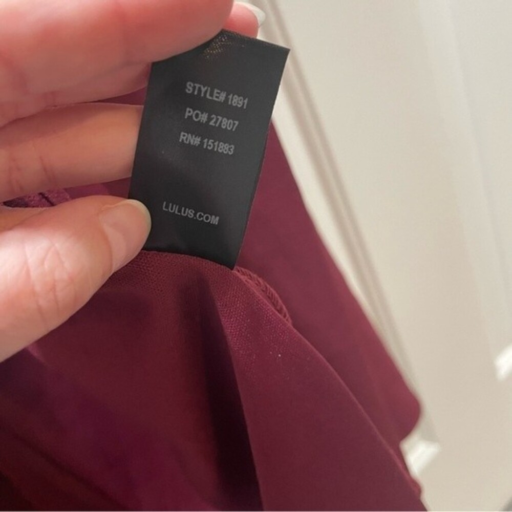 NWT Lulu’s Valerie Burgundy Ruffled Strapless Maxi Dress Size S - Picture 8 of 12